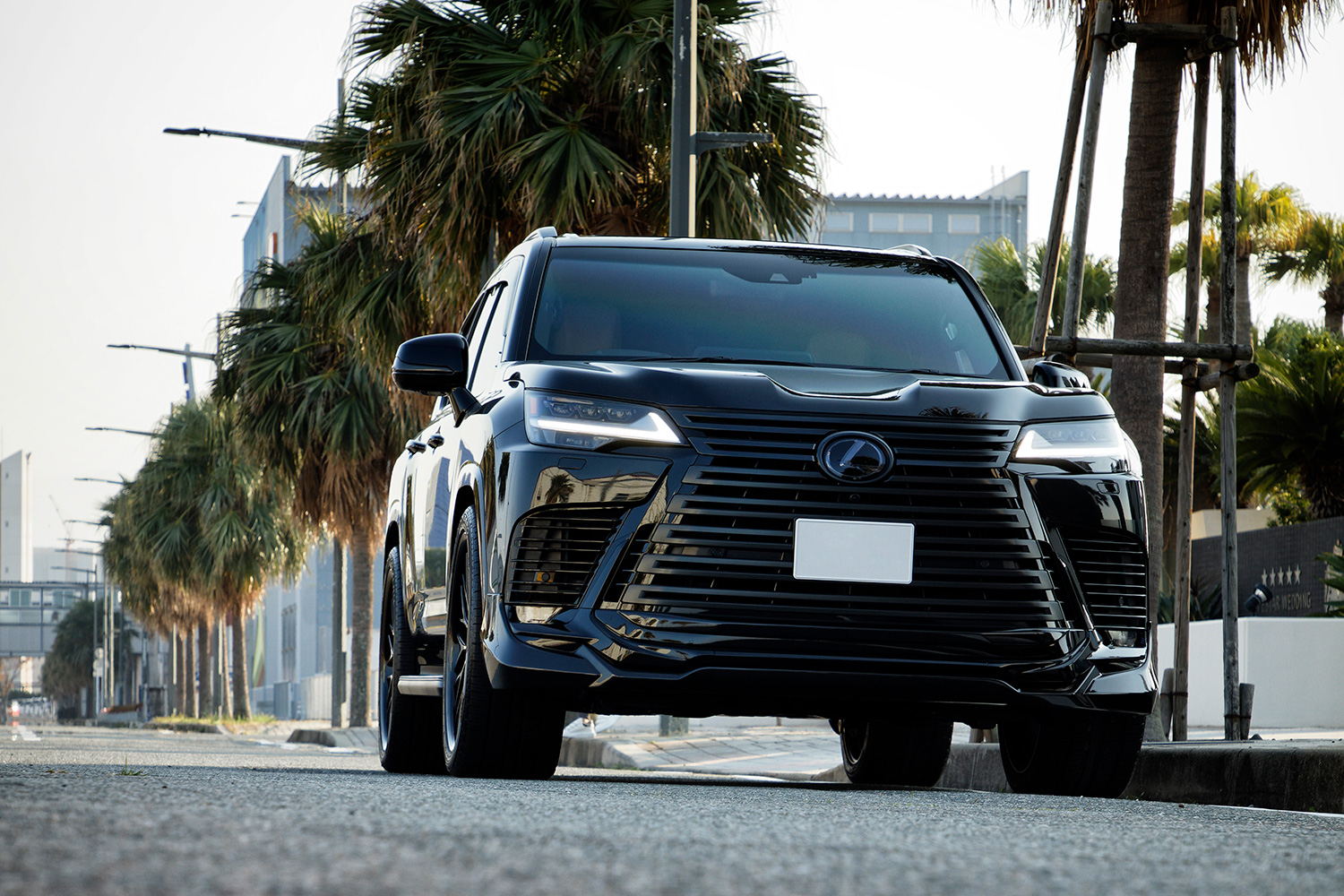 Lexus LX600 | EC.SPEC