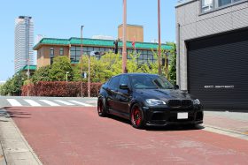BMW  X6